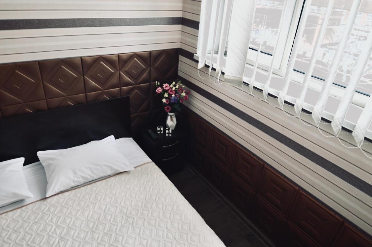 Uno Apart Hotel Kiev Dış mekan fotoğraf