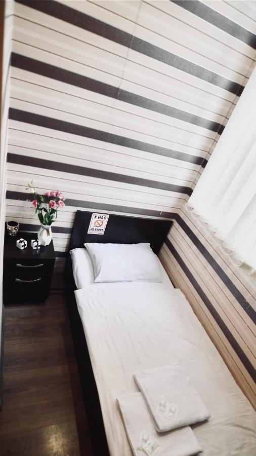 Uno Apart Hotel Kiev Dış mekan fotoğraf
