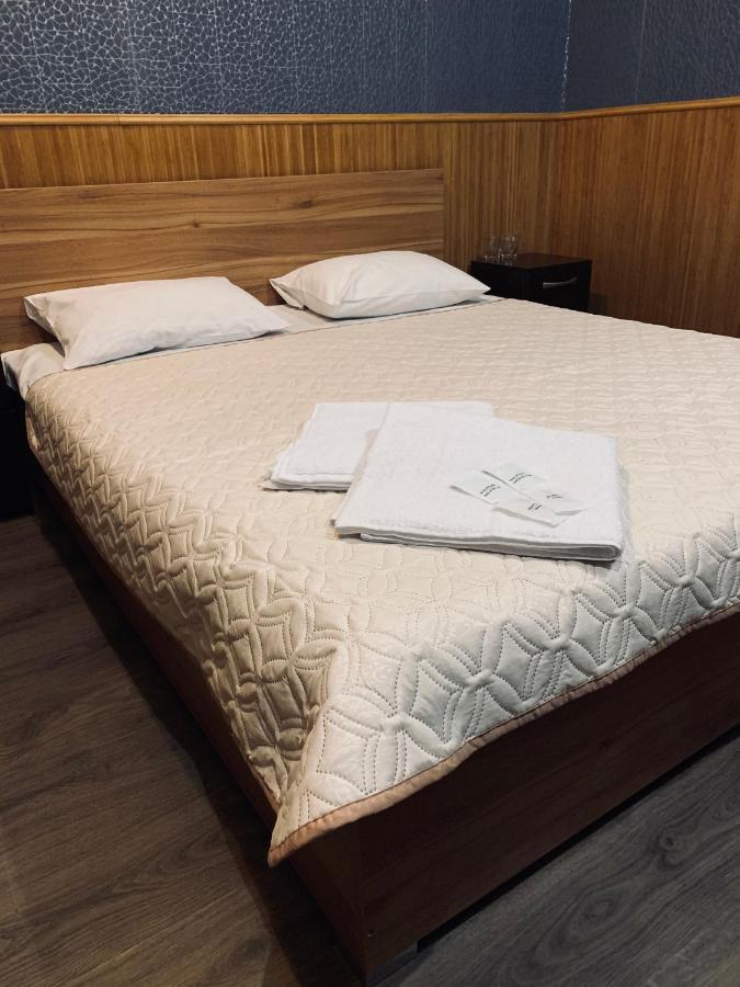 Uno Apart Hotel Kiev Dış mekan fotoğraf